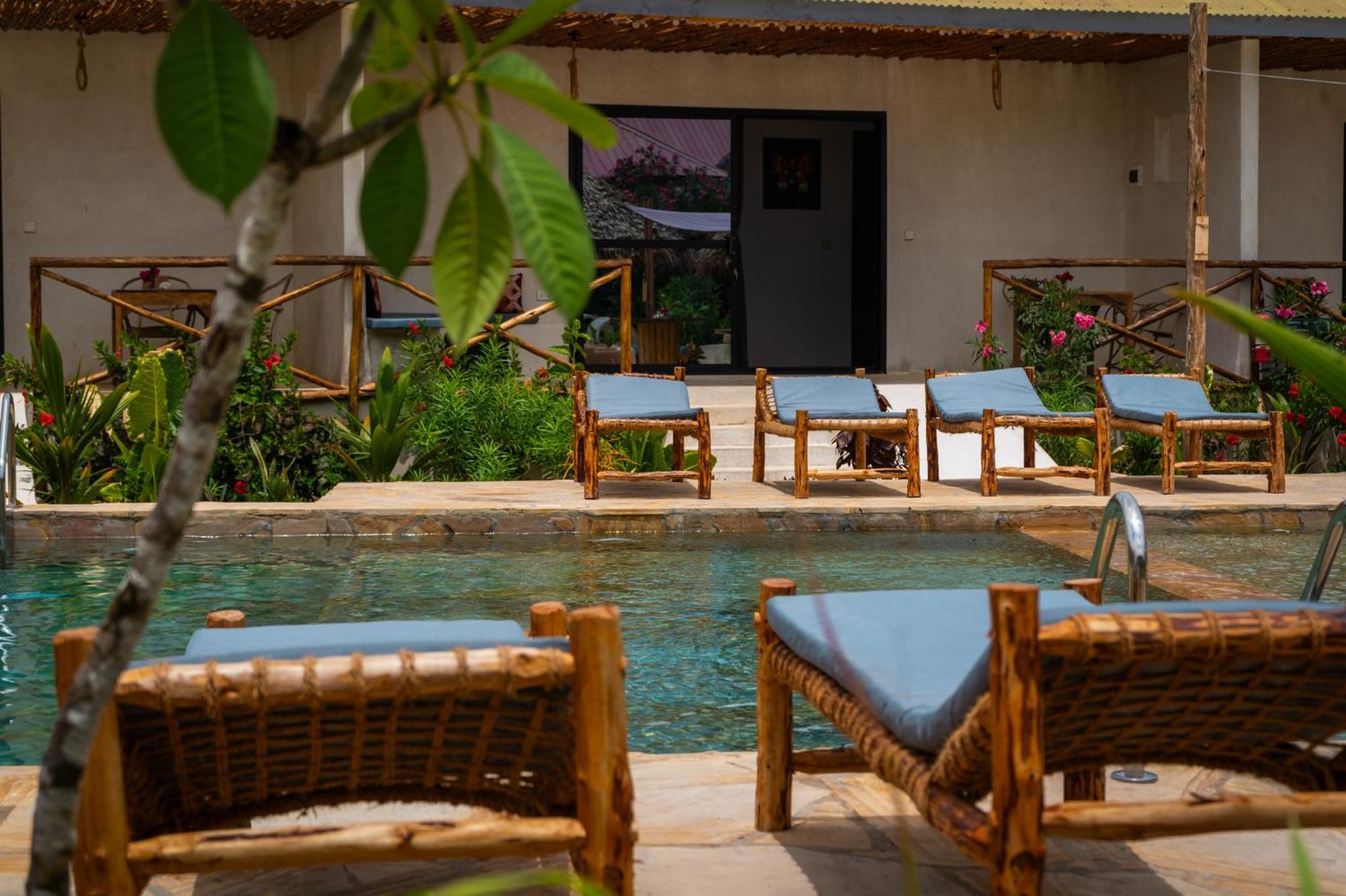Blooming Zanzibar Hotel Jambiani  Kültér fotó